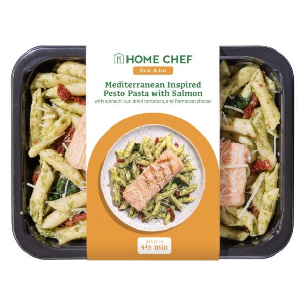 Home Chef Mediterranean Inspired Pesto Pasta with Salmon